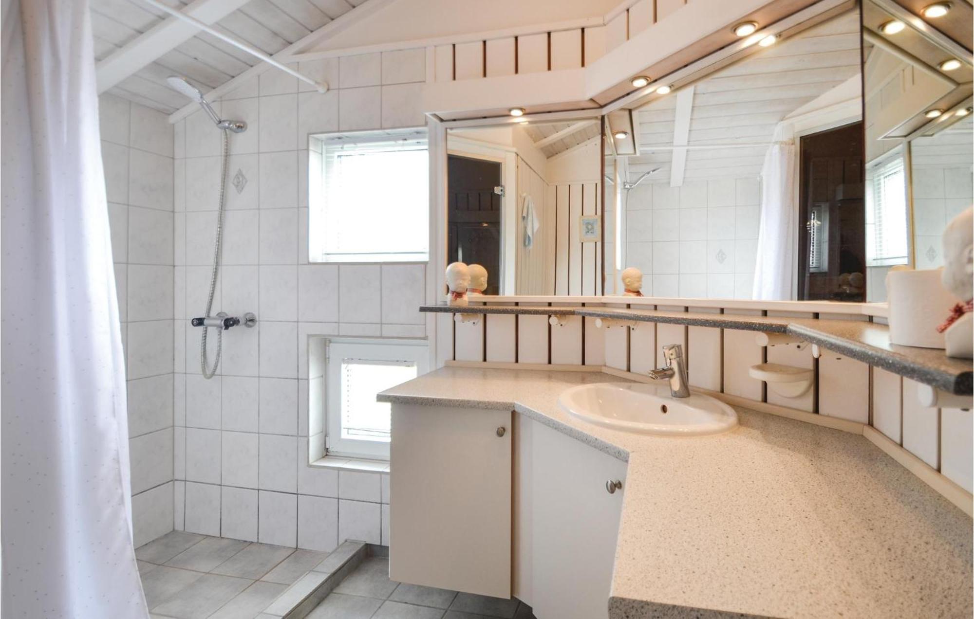 Amazing Home In Ebeltoft With Sauna 외부 사진